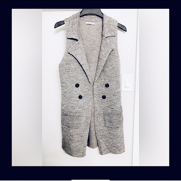 Long Knitted Collared Vest. Grey/SM - Picture 1 of 13